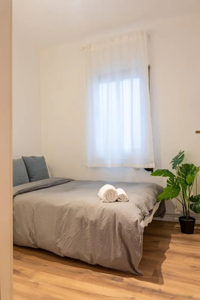 Sagrada Familia Views, Big And Bright Apartment Barcellona