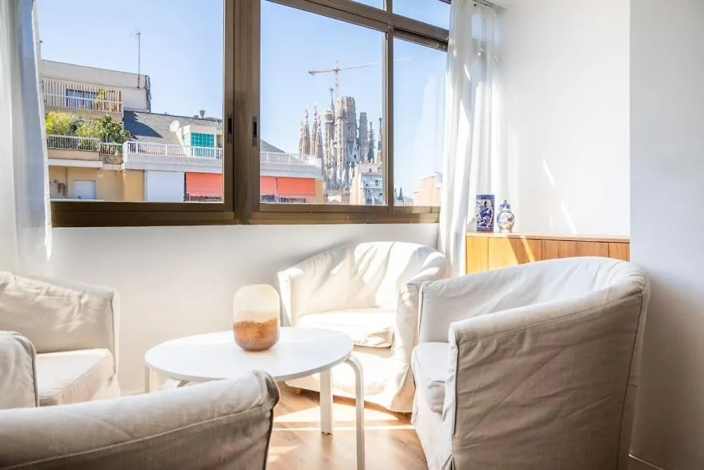 Sagrada Familia Views, Big And Bright Apartment Barcellona 0*,