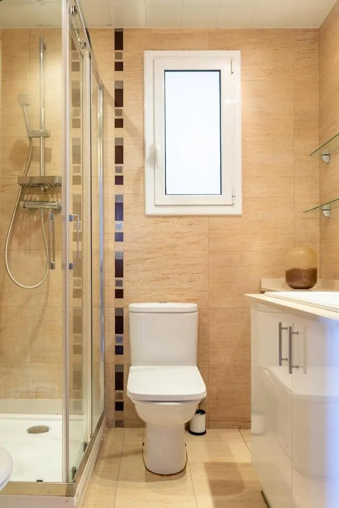 Sagrada Familia Views, Big And Bright Apartment Barcelona